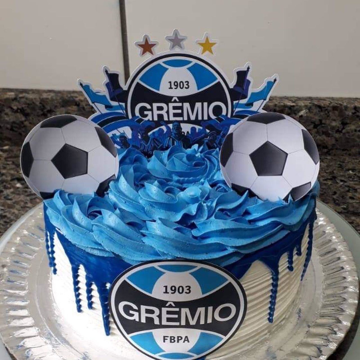 Gremio Decorated Cake