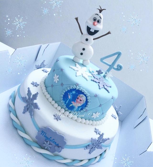 Olaf Decorated Cake