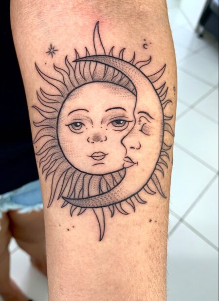 tatuagem-feminina-sol-e-lua