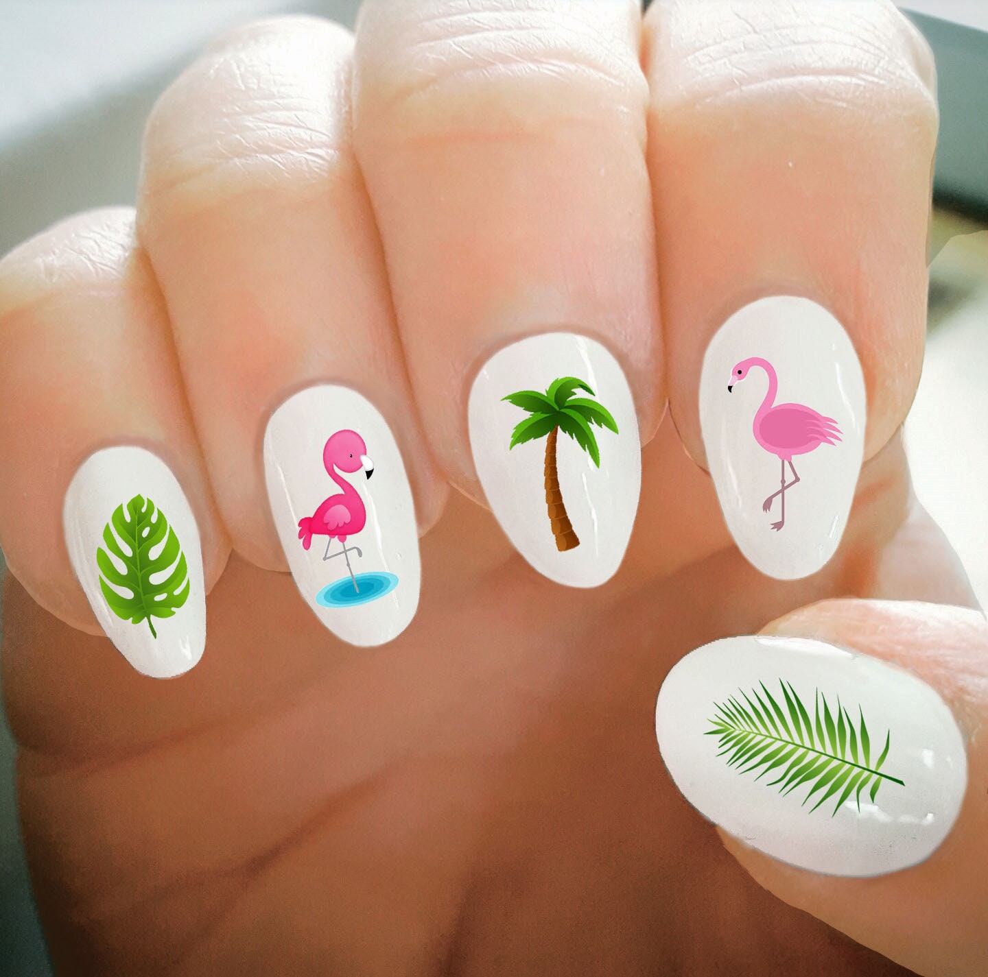 Flamingo Decorated Nail