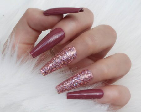 Marsala Decorated Nail