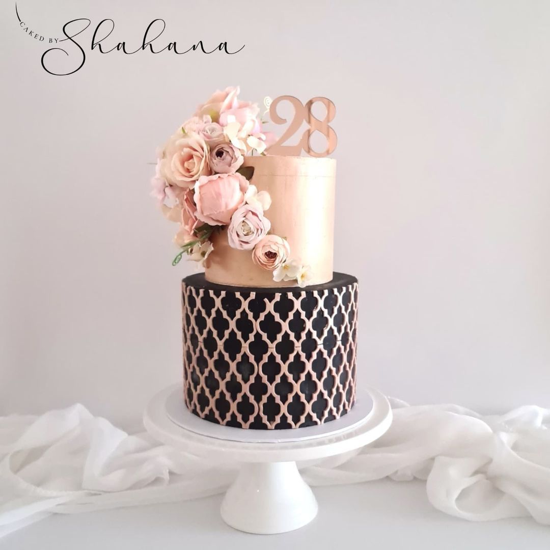 Elegant Decorated Cake