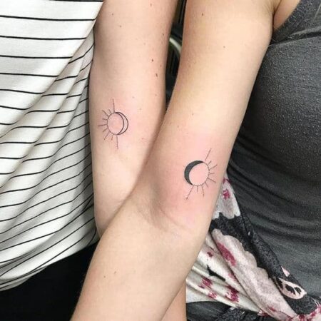 tatuagem-feminina-sol-e-lua