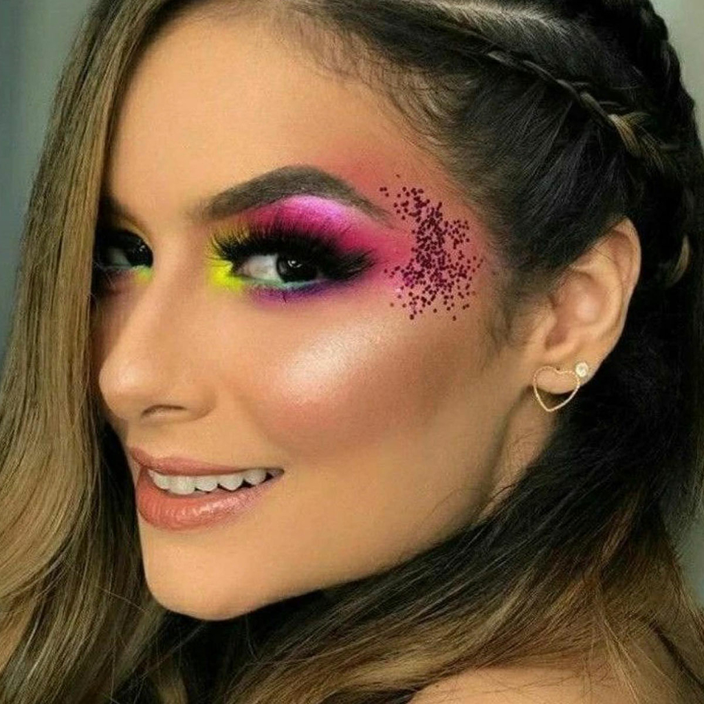 maquiagem-rosa-com-glitter