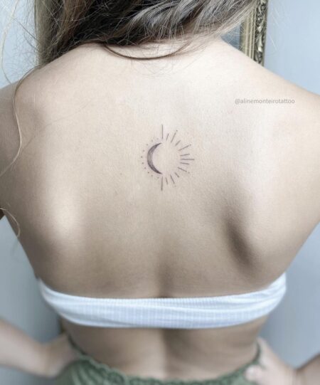 tatuagem-feminina-sol-e-lua