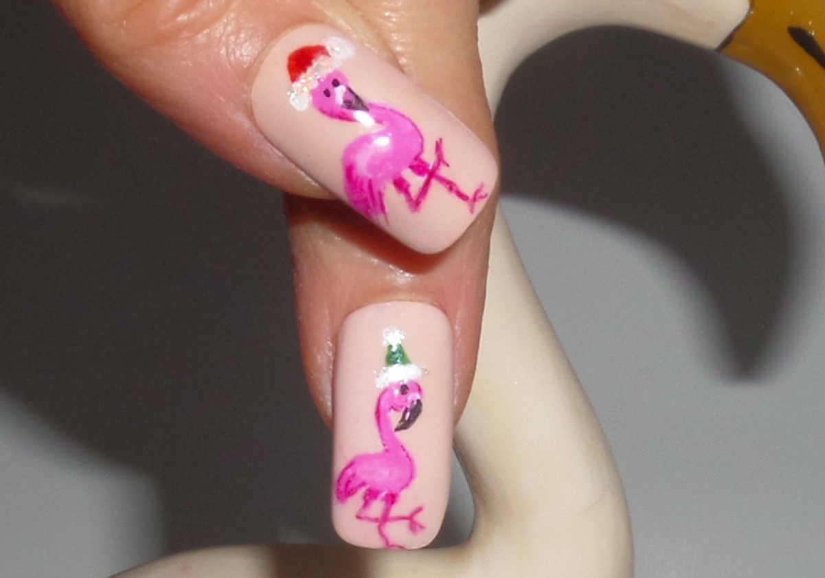 Flamingo Decorated Nail