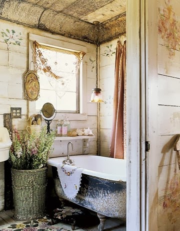 Chic Bathroom Decor