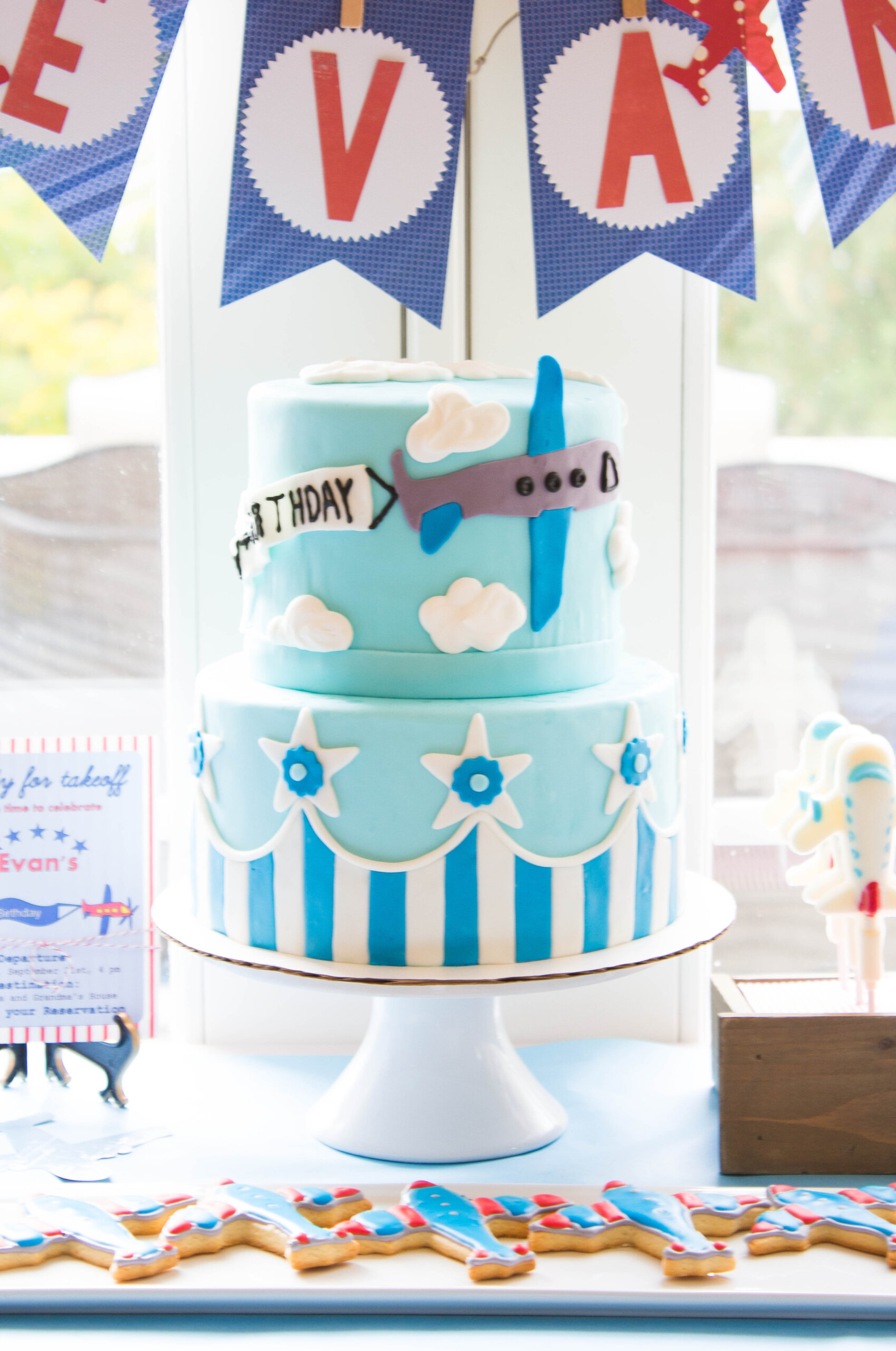 Airplane Decorated Cake