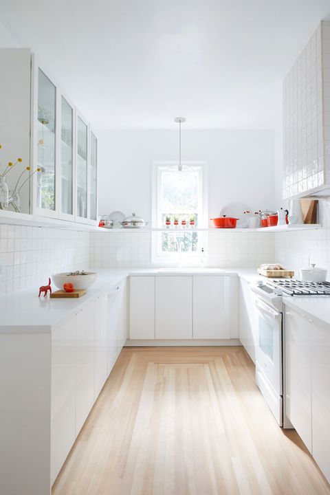 Decoration of White Kitchens