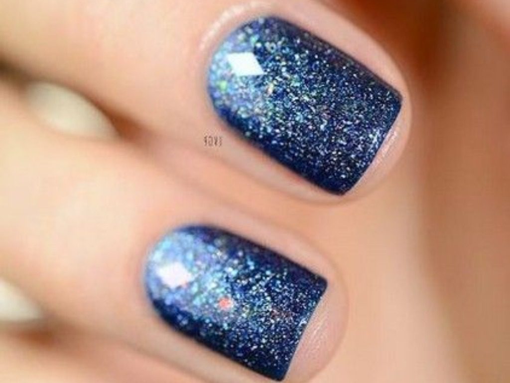 Glitter Decorated Nail