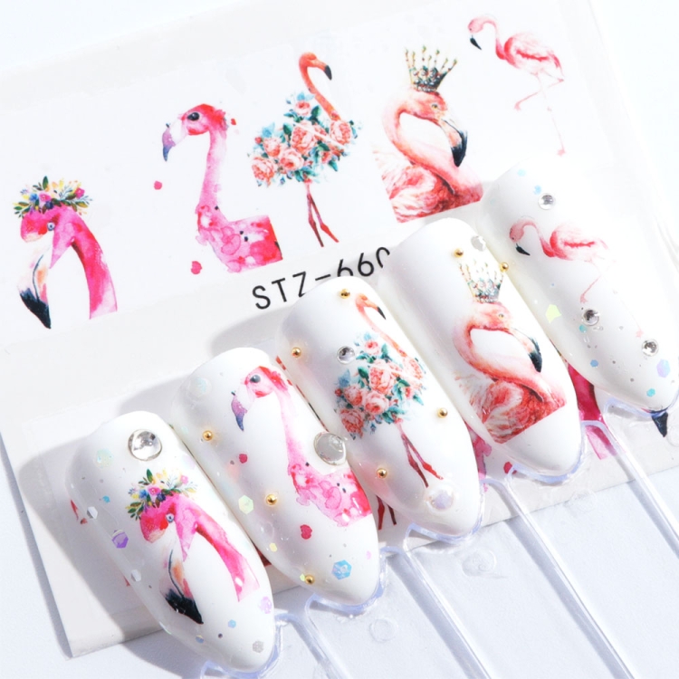 Flamingo Decorated Nail