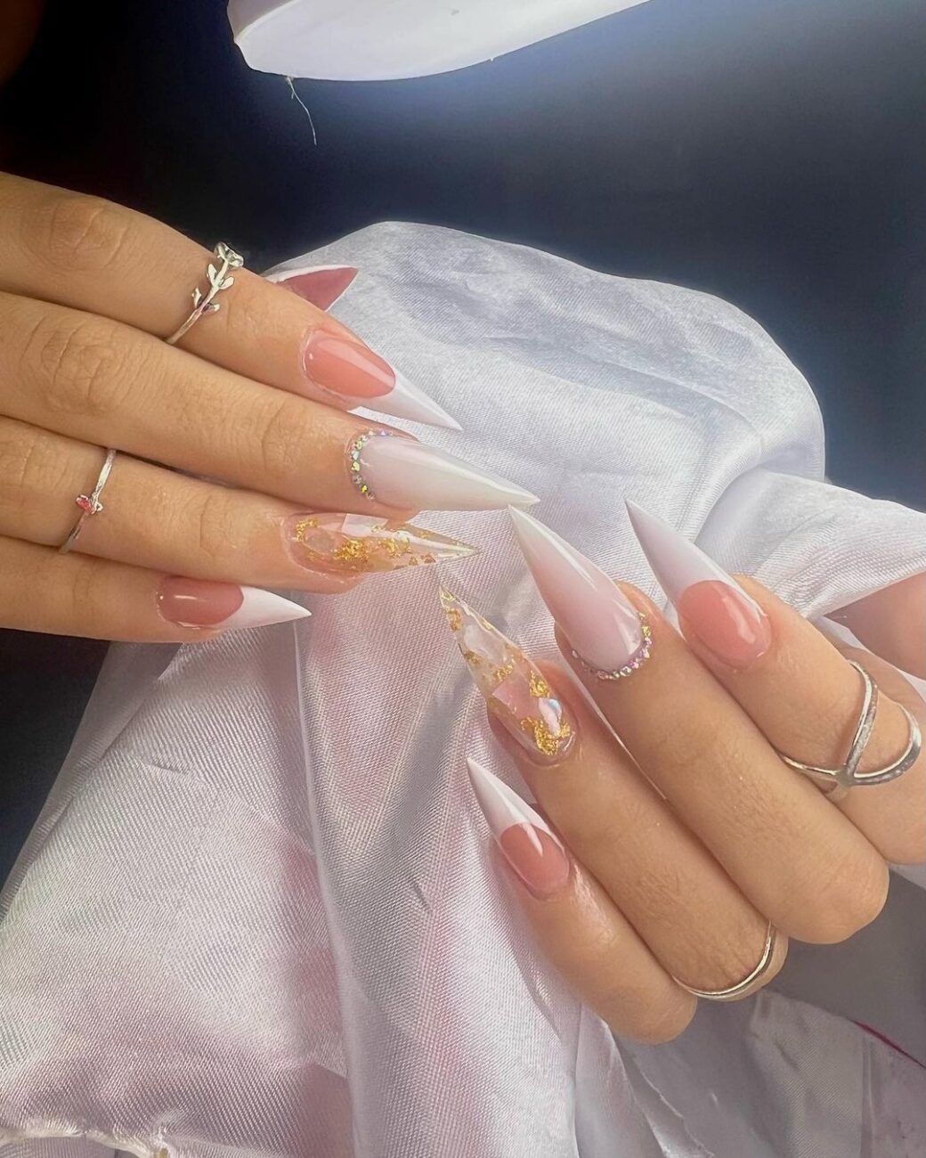 unhas-encapsuladas-stiletto