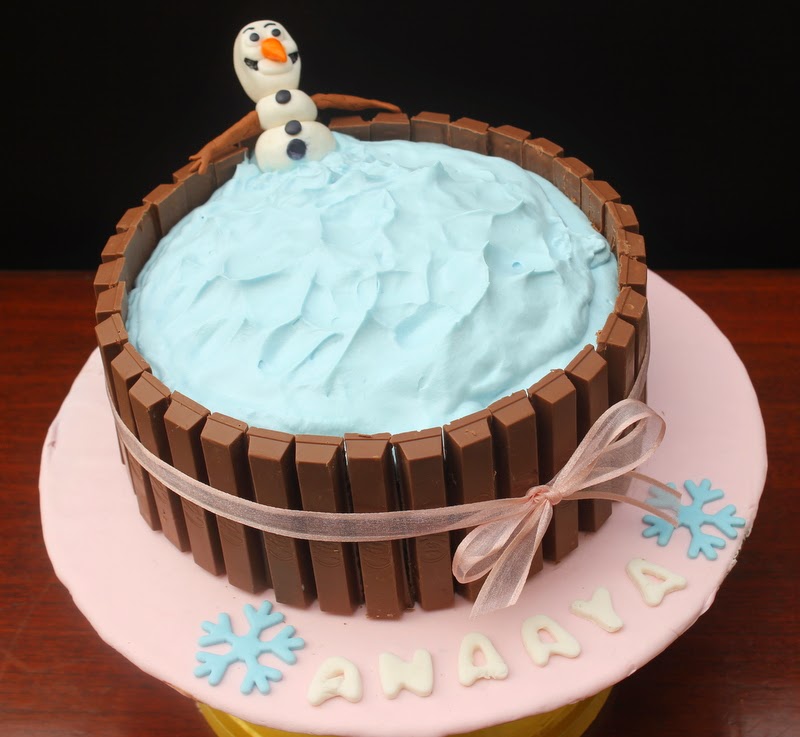 Olaf Decorated Cake