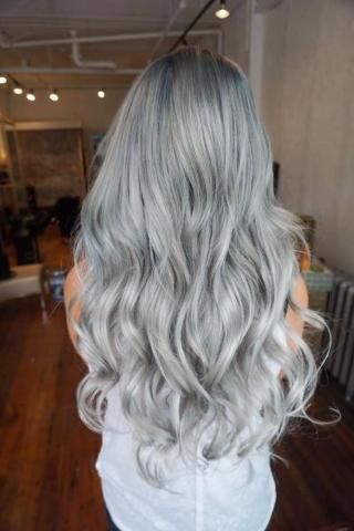 cabelo-platinado-cinza