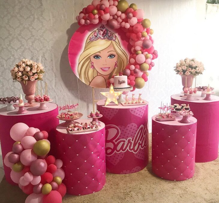 Decoração de festa da barbie