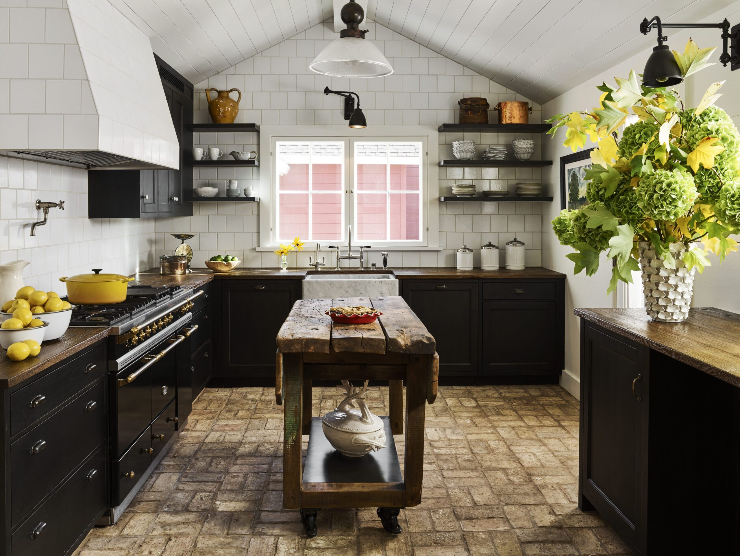 Kitchen Flooring Decoration