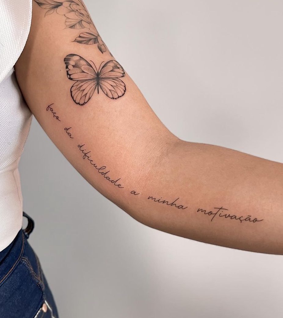 tatuagem feminina no antebraço frases