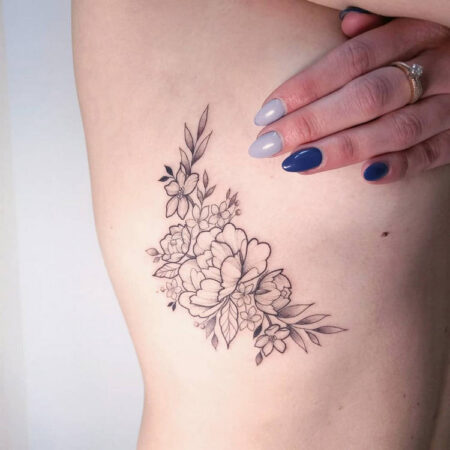 tatuagem-feminina-costela