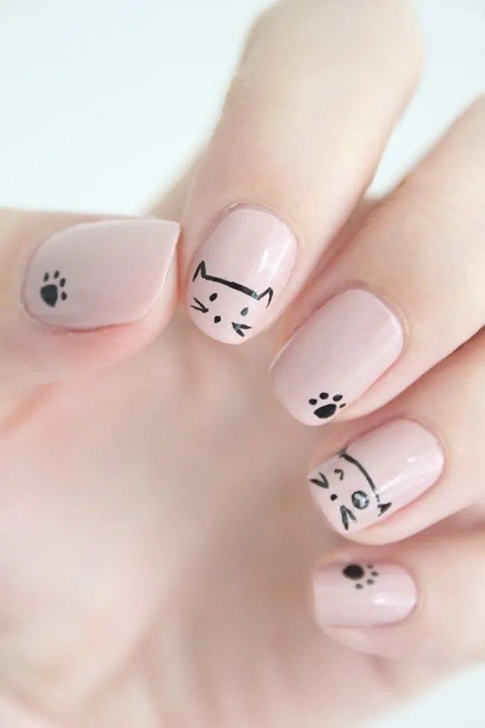 Kitten Decorated Nail