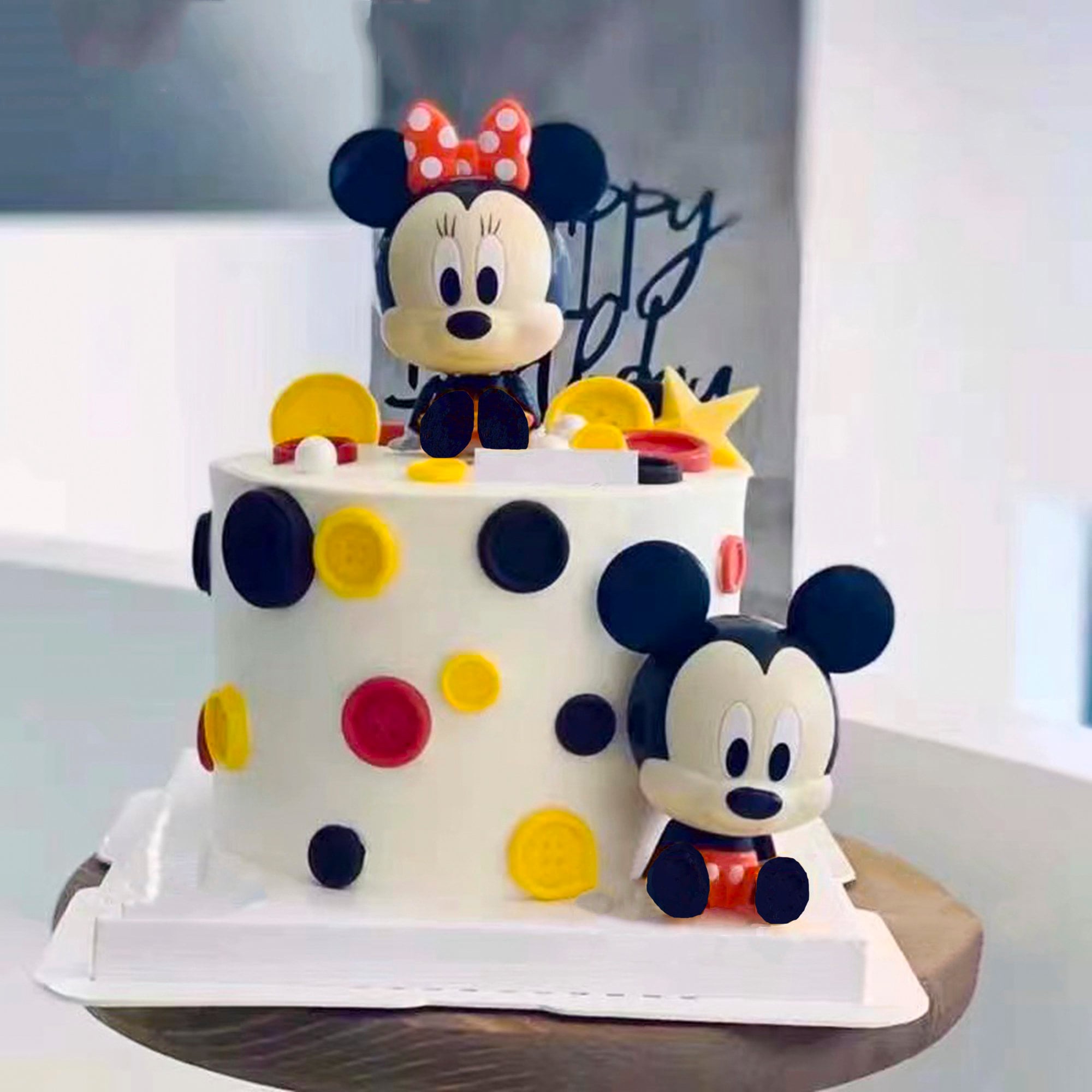 Mickey decorated cake