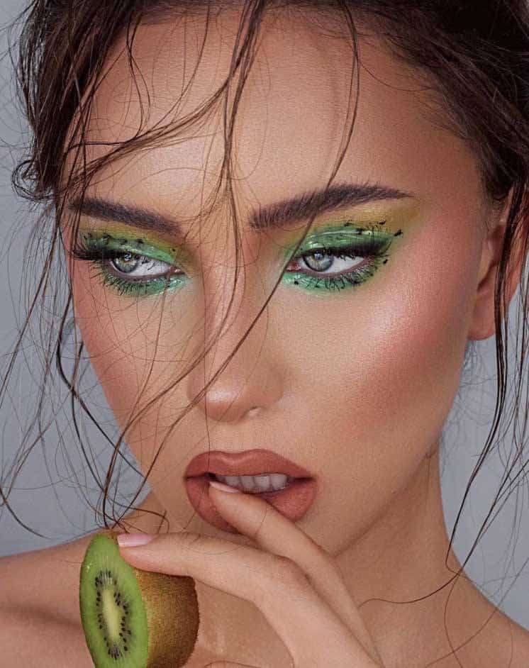 Green Makeup