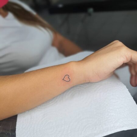 tatuagem-feminina-pequena-e-delicada