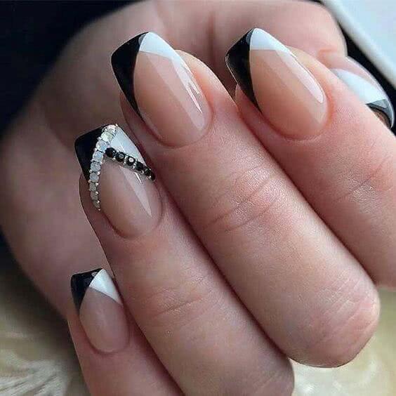 Unhas Decoradas Em Preto E Branco