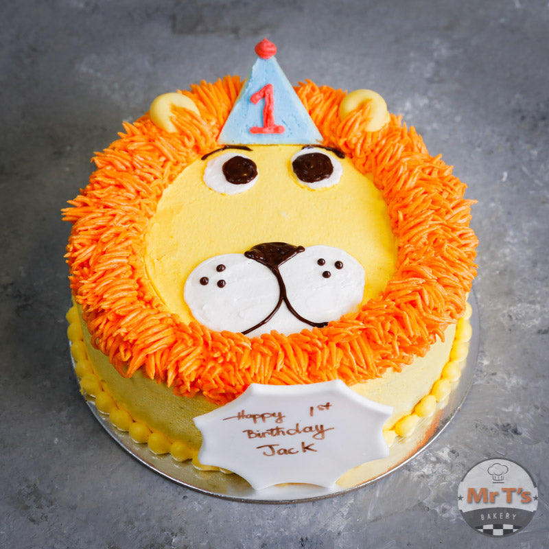 Lion Decorated Cake