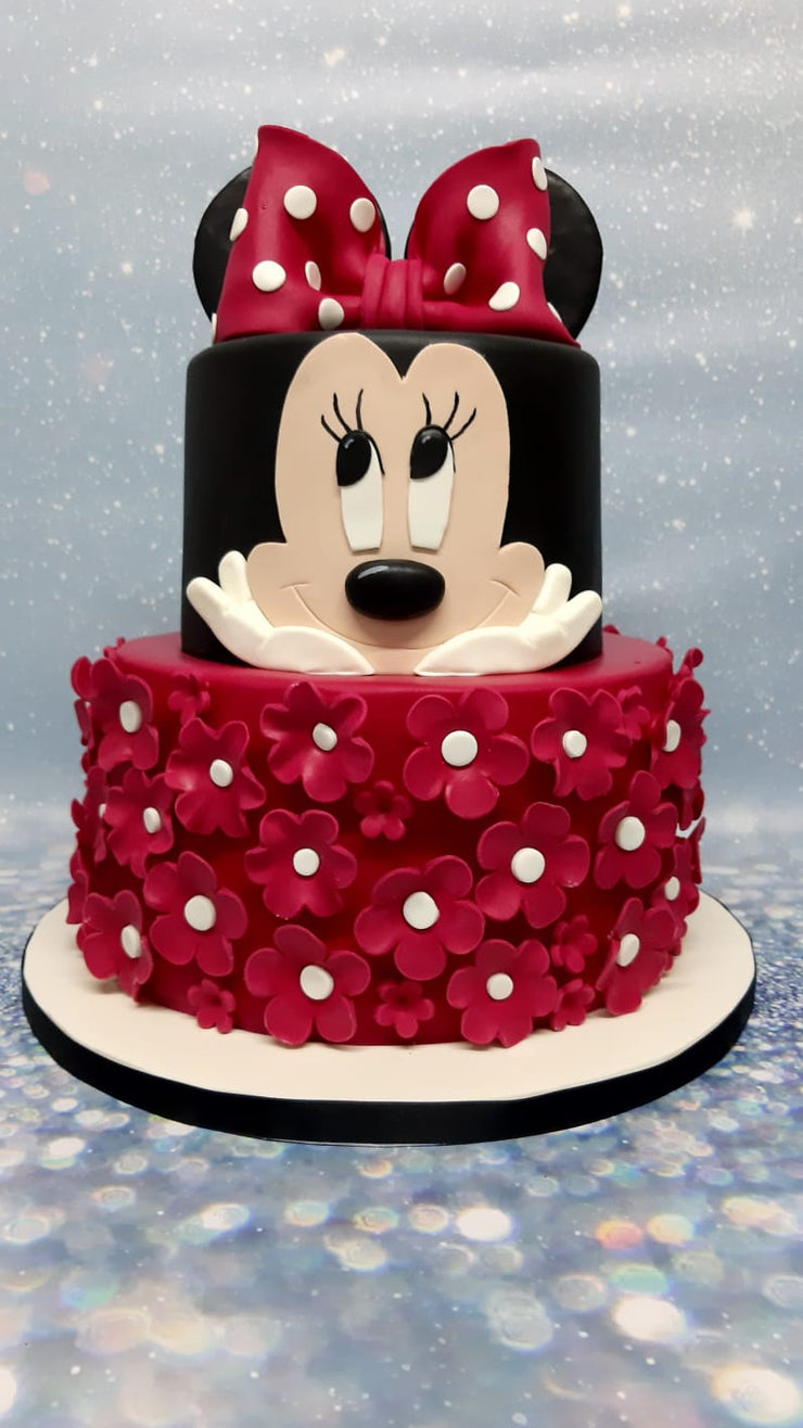 Minnie Decorated Cake