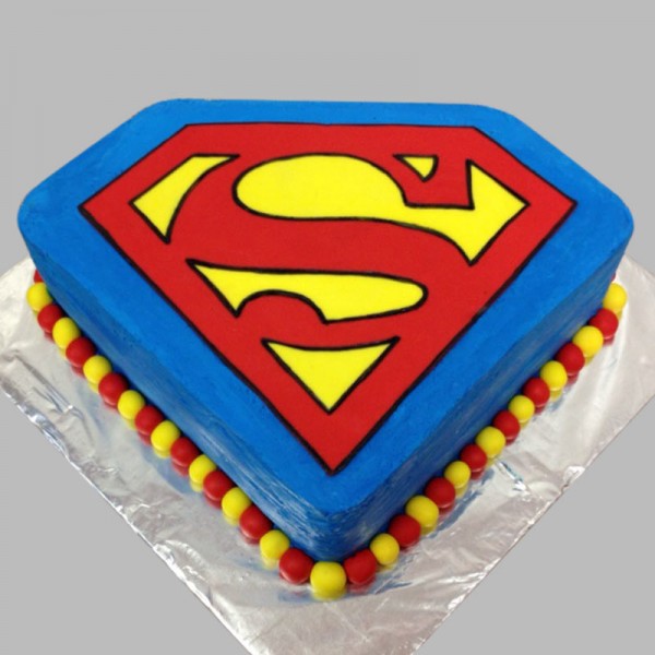 Superman decorated cake