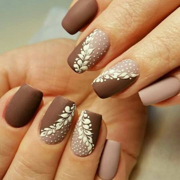 Elegant Decorated Nail