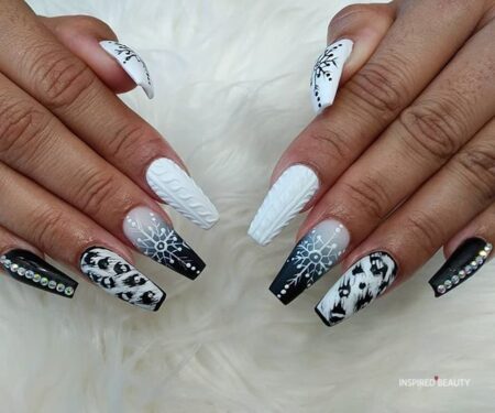 Black and White Decorated Nail