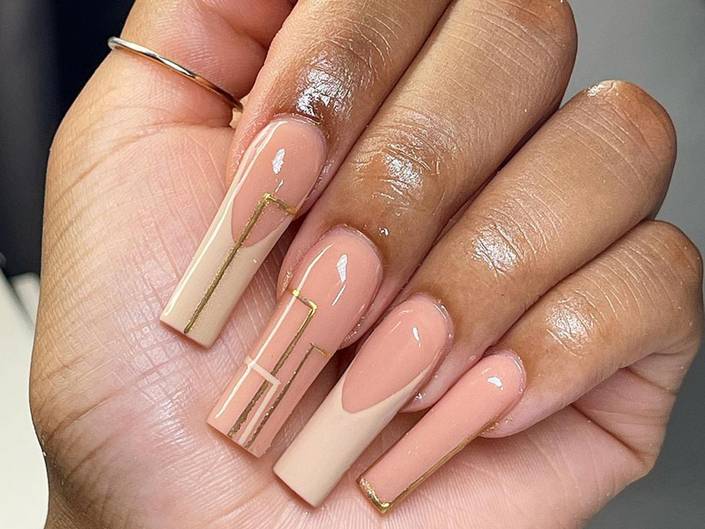 square nails