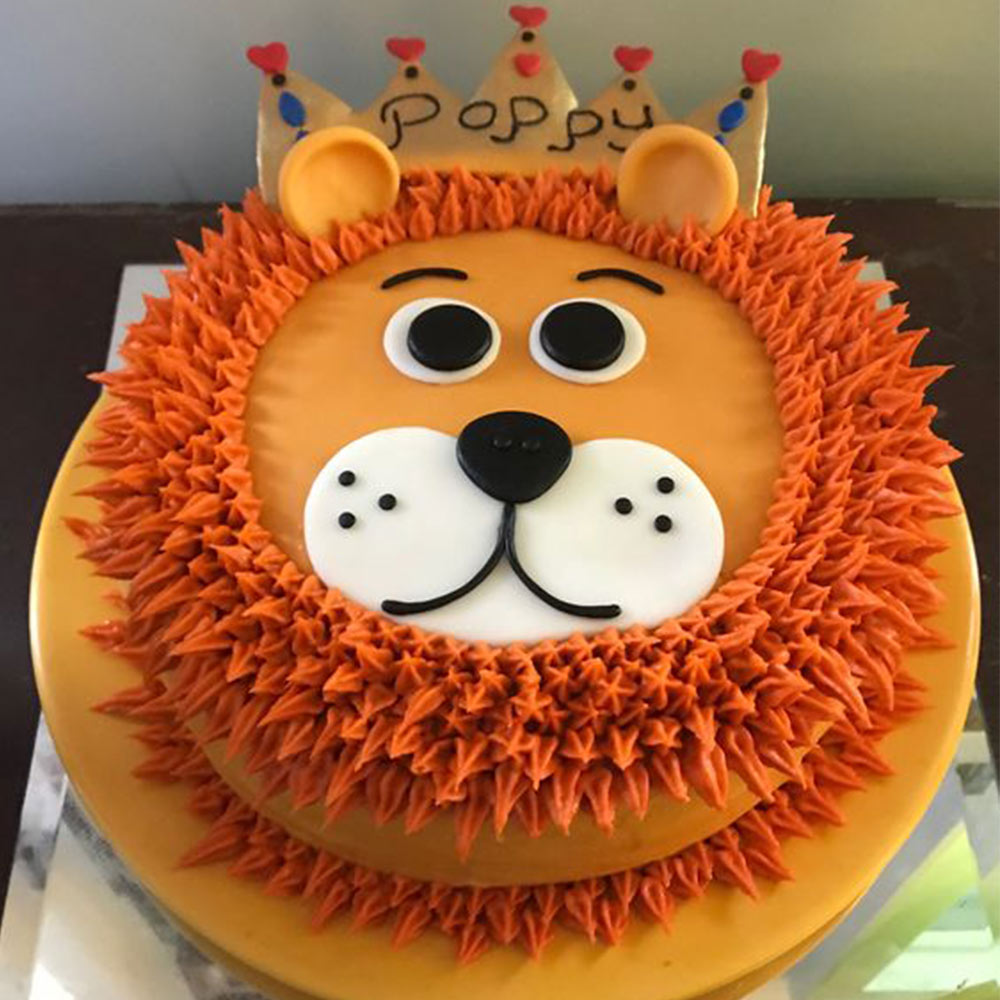 Lion Decorated Cake