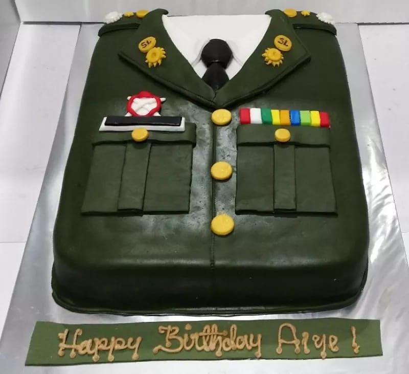 Military decorated cake