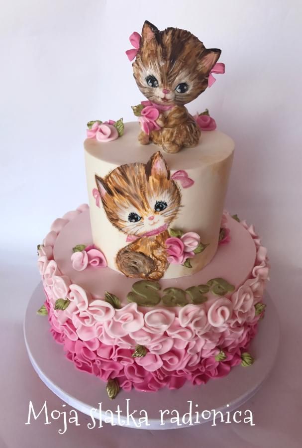 Decorated Cake Kittens