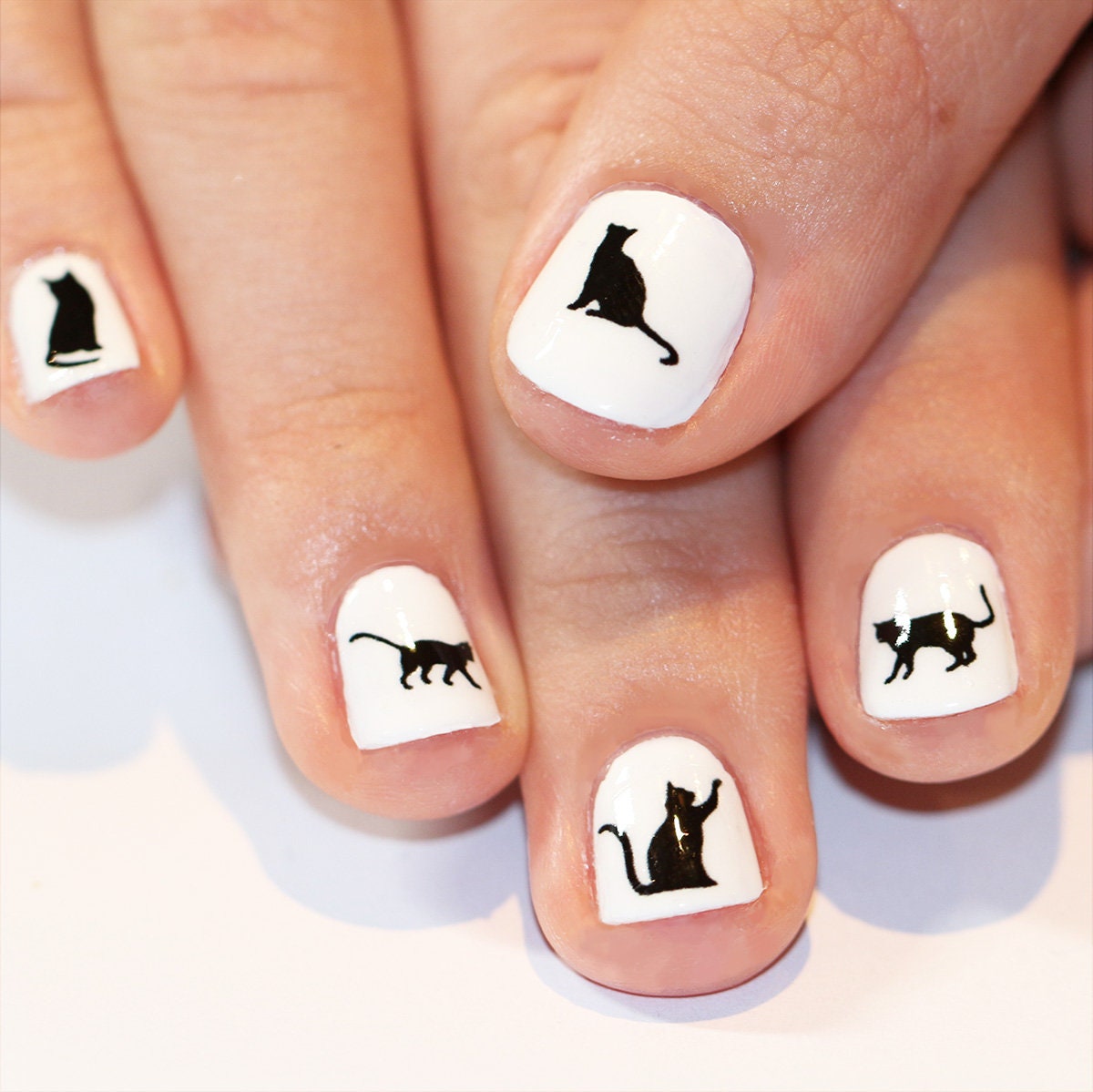 Kitten Decorated Nail