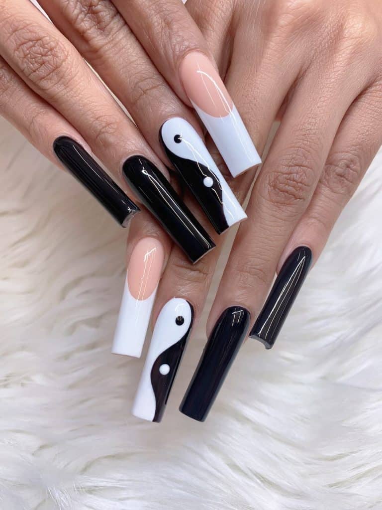 Decorated nails in black and white