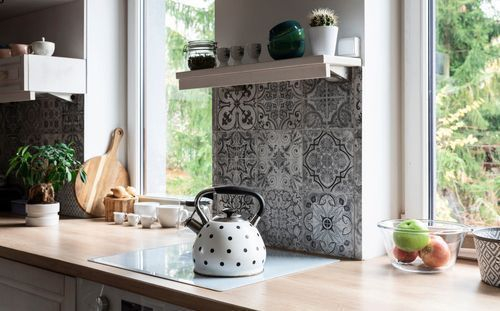 Kitchen Decoration With Window