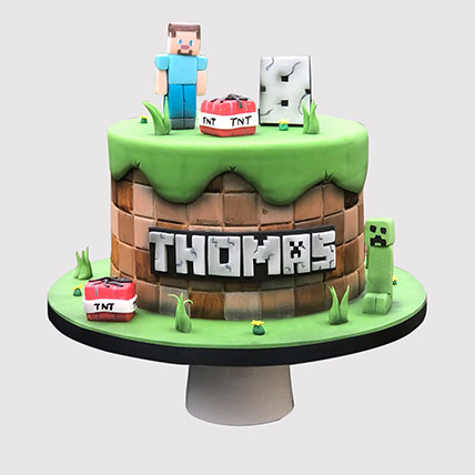 Minecraft decorated cake