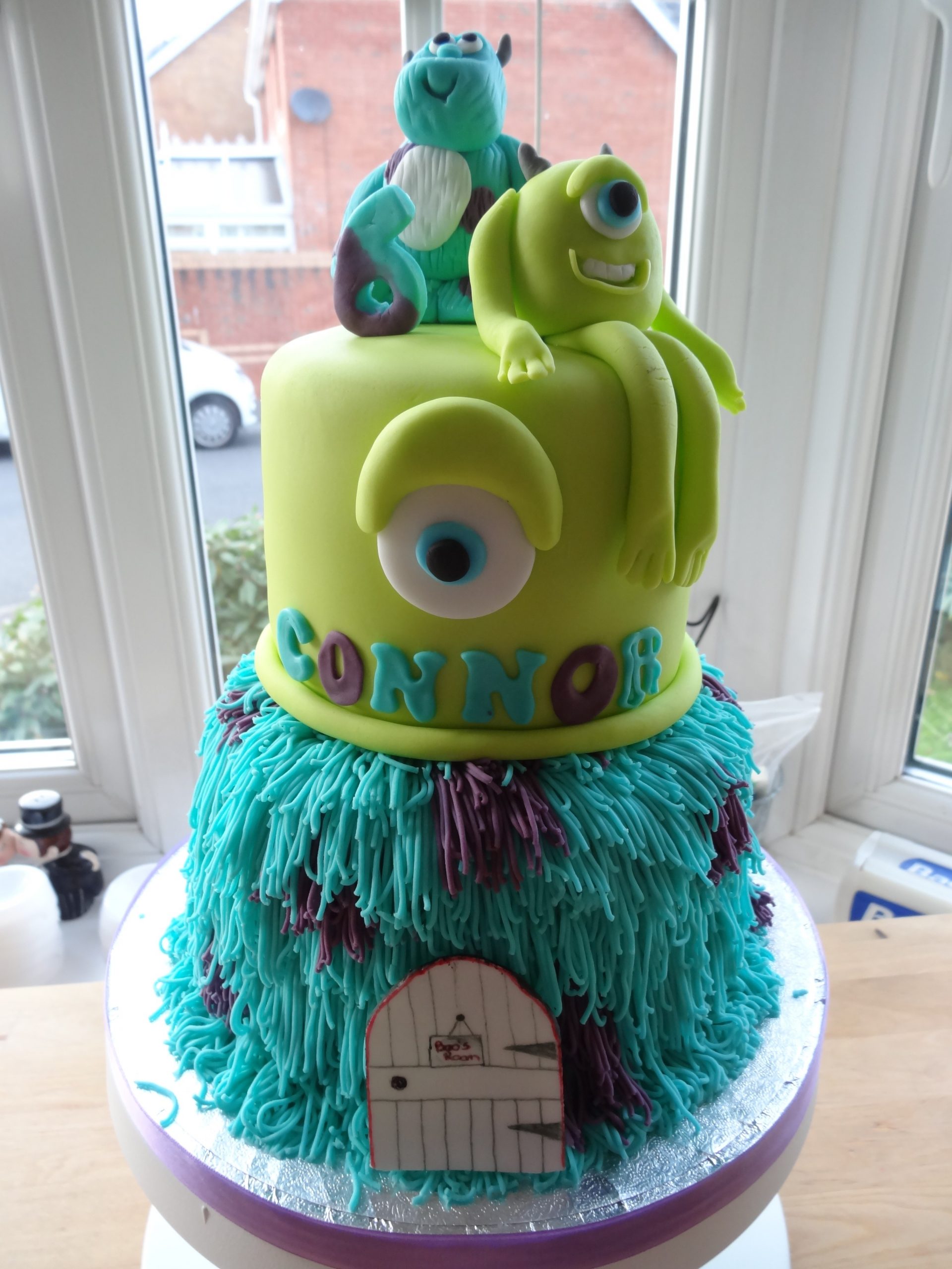 Decorated Cake Monsters Sa