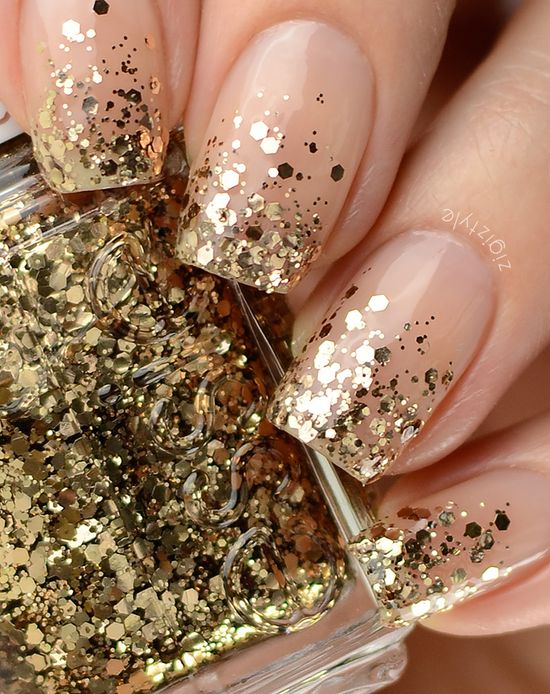 Golden Decorated Nail