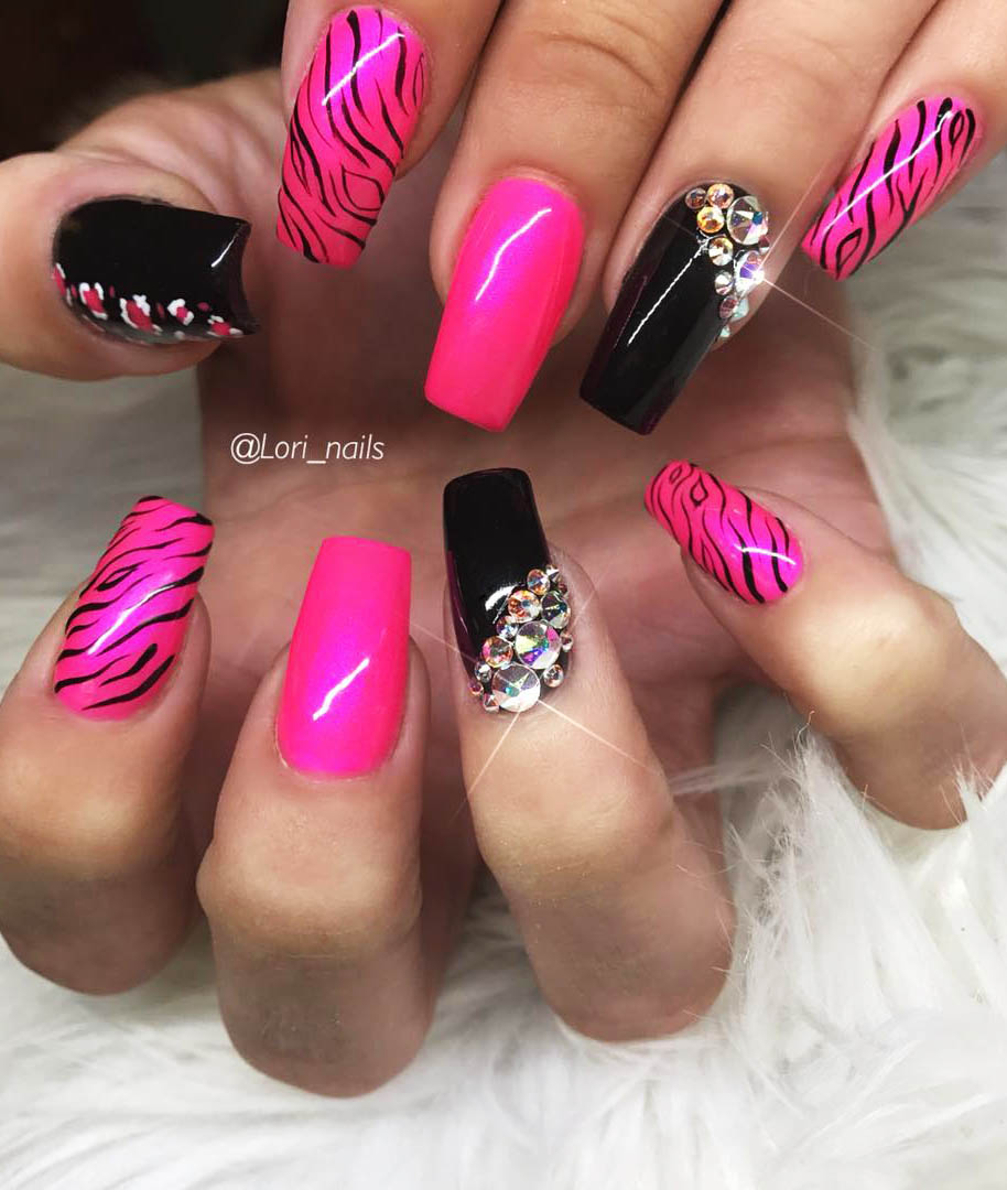 Zebra Decorated Nail