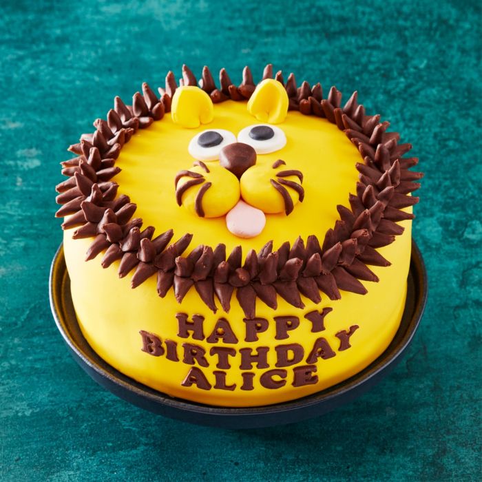 Lion Decorated Cake