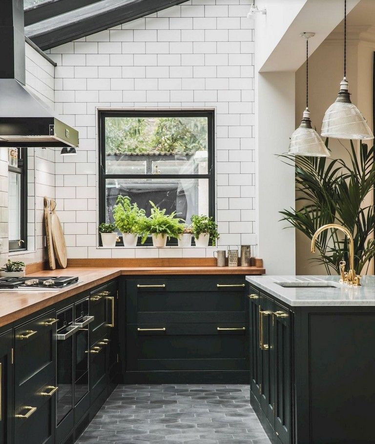 Black And White Kitchen Decoration