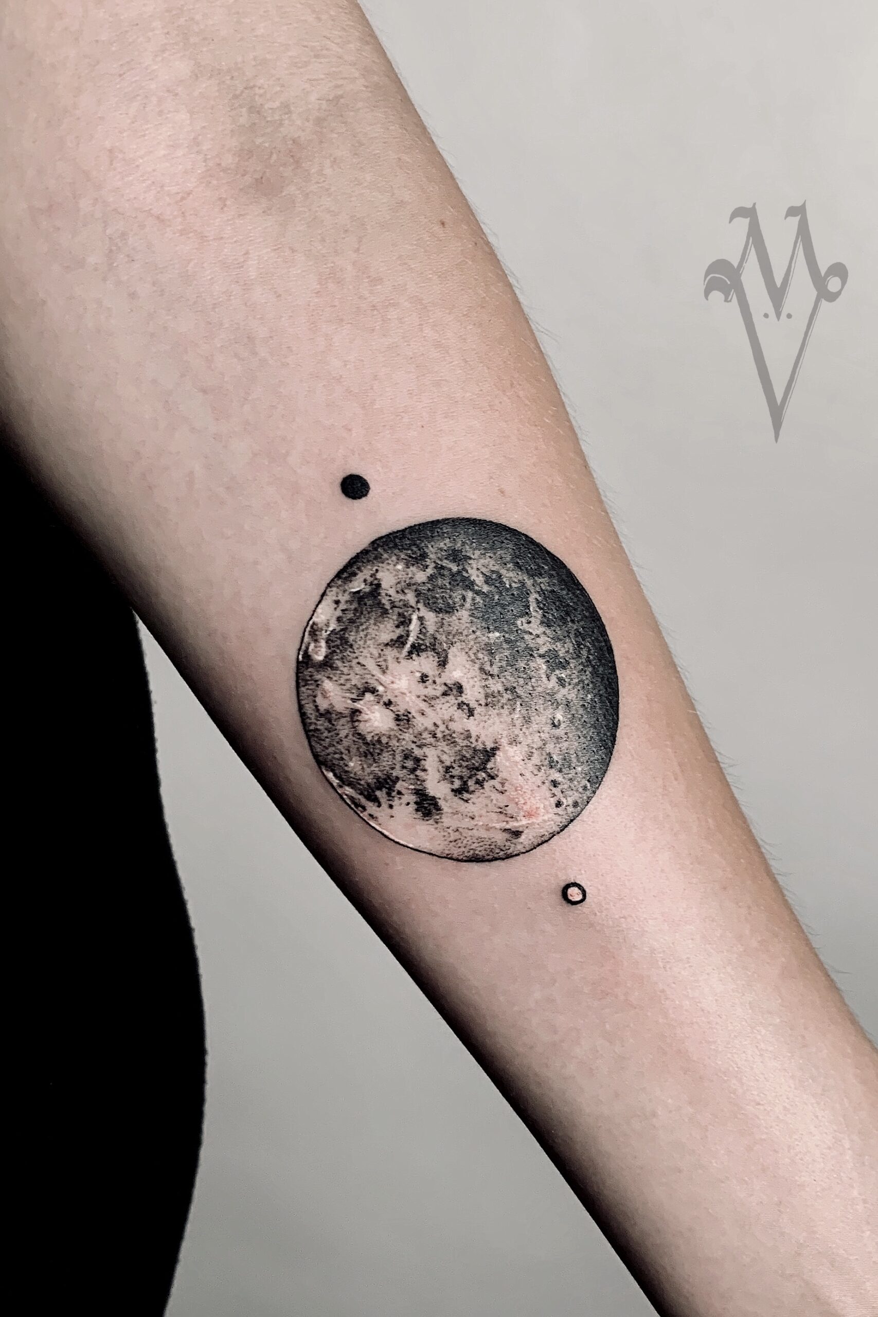 moon tattoo