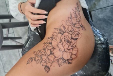 tatuagem-feminina-coxa