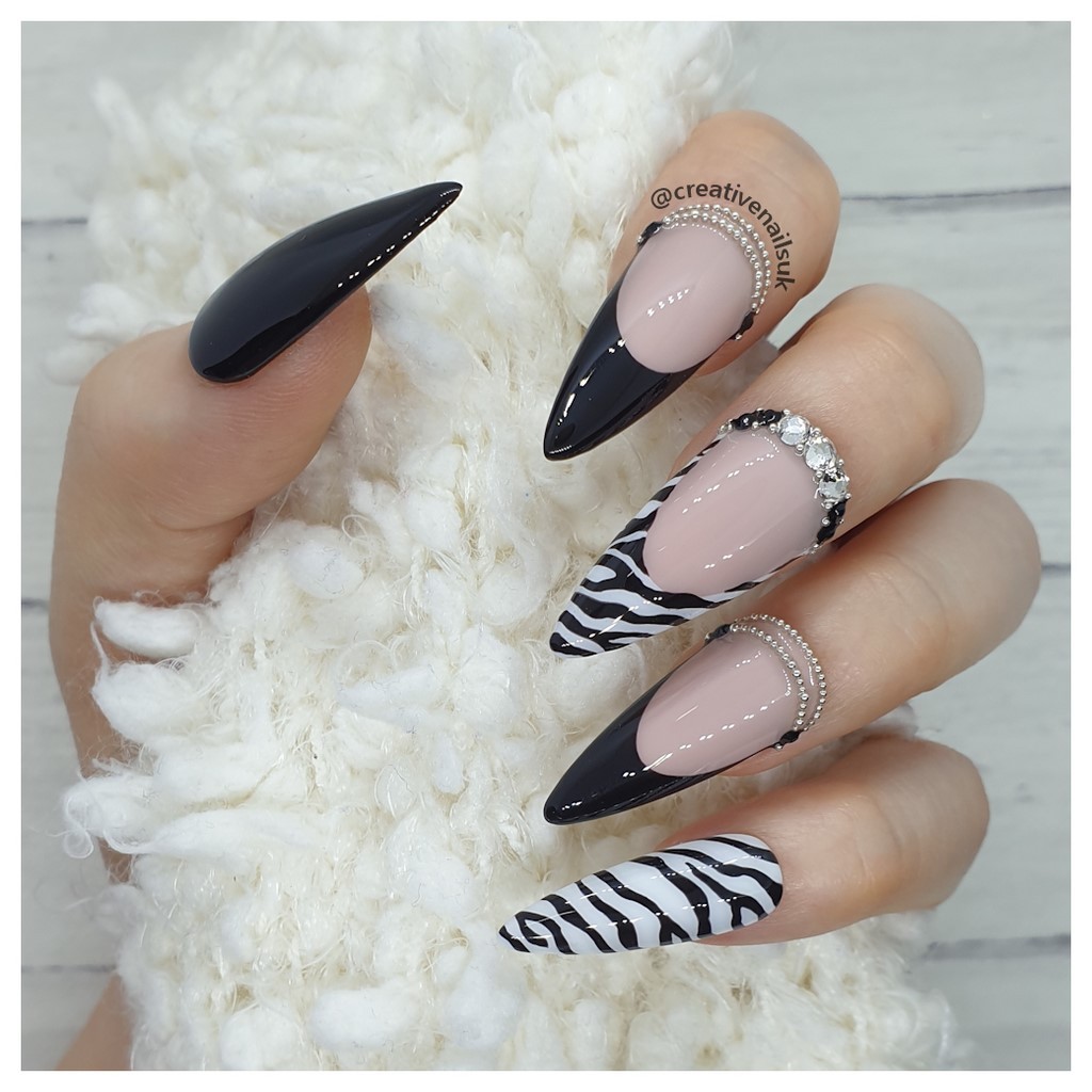 Zebra Decorated Nail