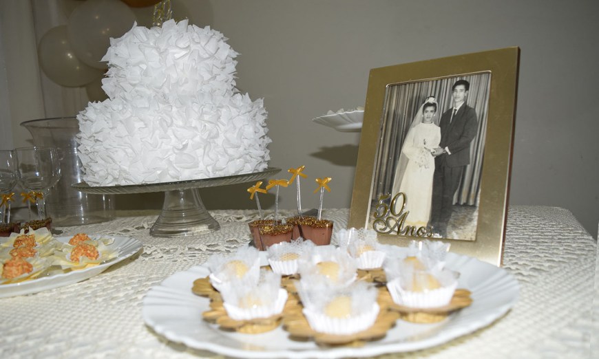 Modelos de Decoracao Bodas De Ouro