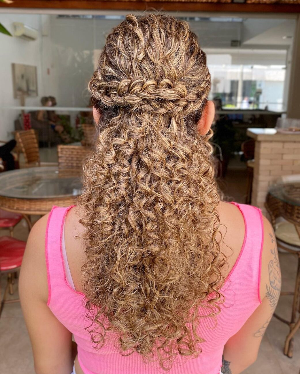 penteado-para-cabelo-ondulado